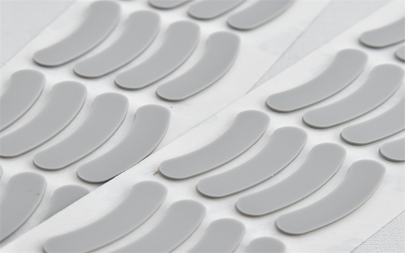 灰色半圆形硅胶防滑垫 自粘防滑脚垫 高粘背胶硅胶垫片