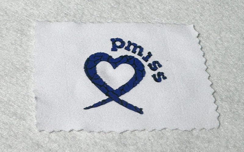 双色植绒热转印烫标  花形植绒烫印膜   新款植绒纹路刻字膜